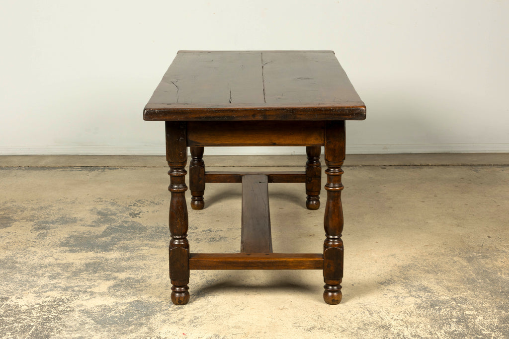 Early 19th Century French Louis XIII Style Oak Farmhouse Dining Table