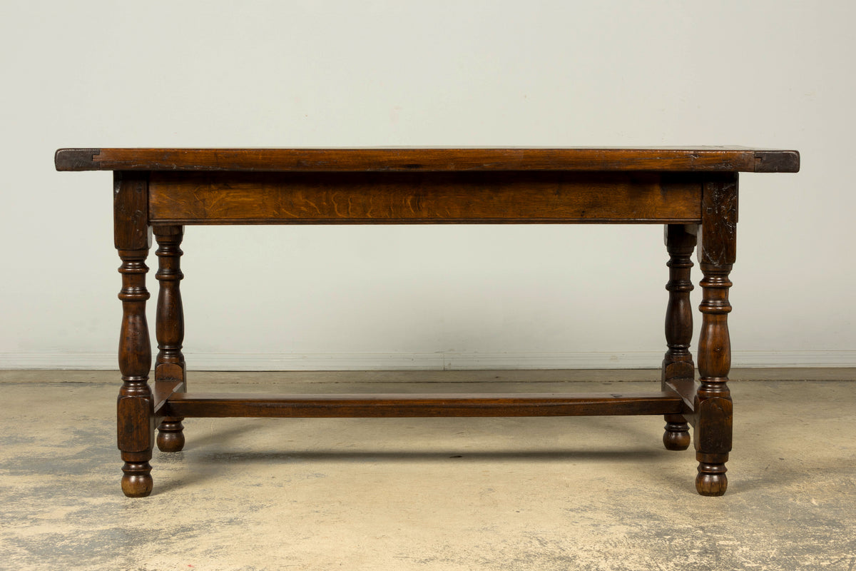 Early 19th Century French Louis XIII Style Oak Farmhouse Dining Table