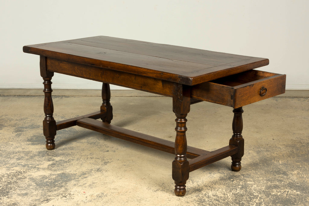 Early 19th Century French Louis XIII Style Oak Farmhouse Dining Table