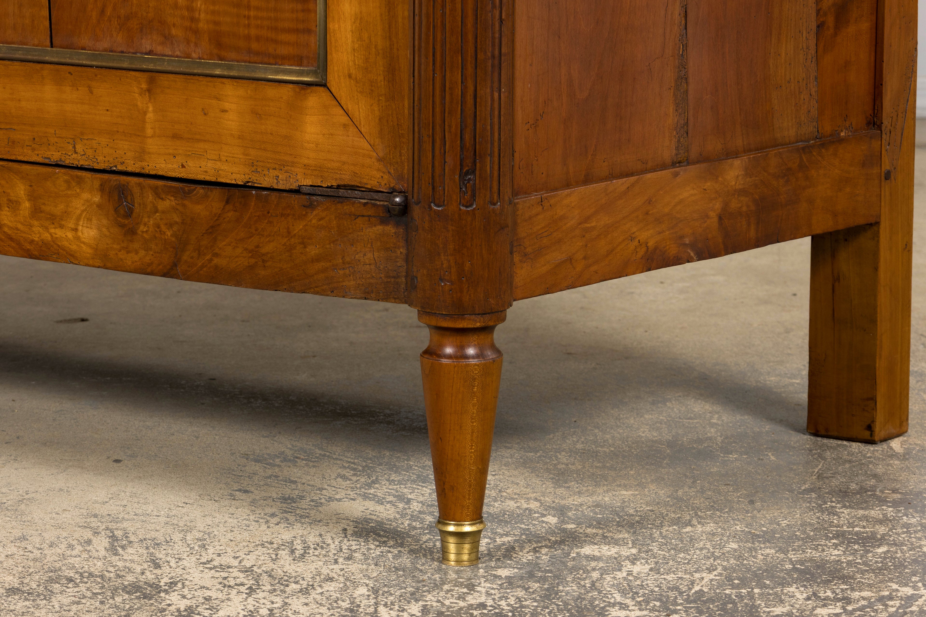 Early 19th Century French Louis XVI Walnut Buffet with Marble Top