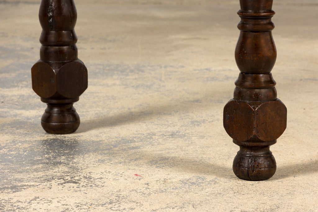 Early 19th Century French Louis XIII Style Oak Farmhouse Dining Table