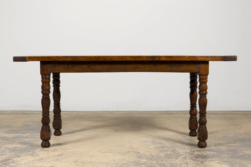 Early 19th Century French Louis XIII Style Oak Farmhouse Dining Table