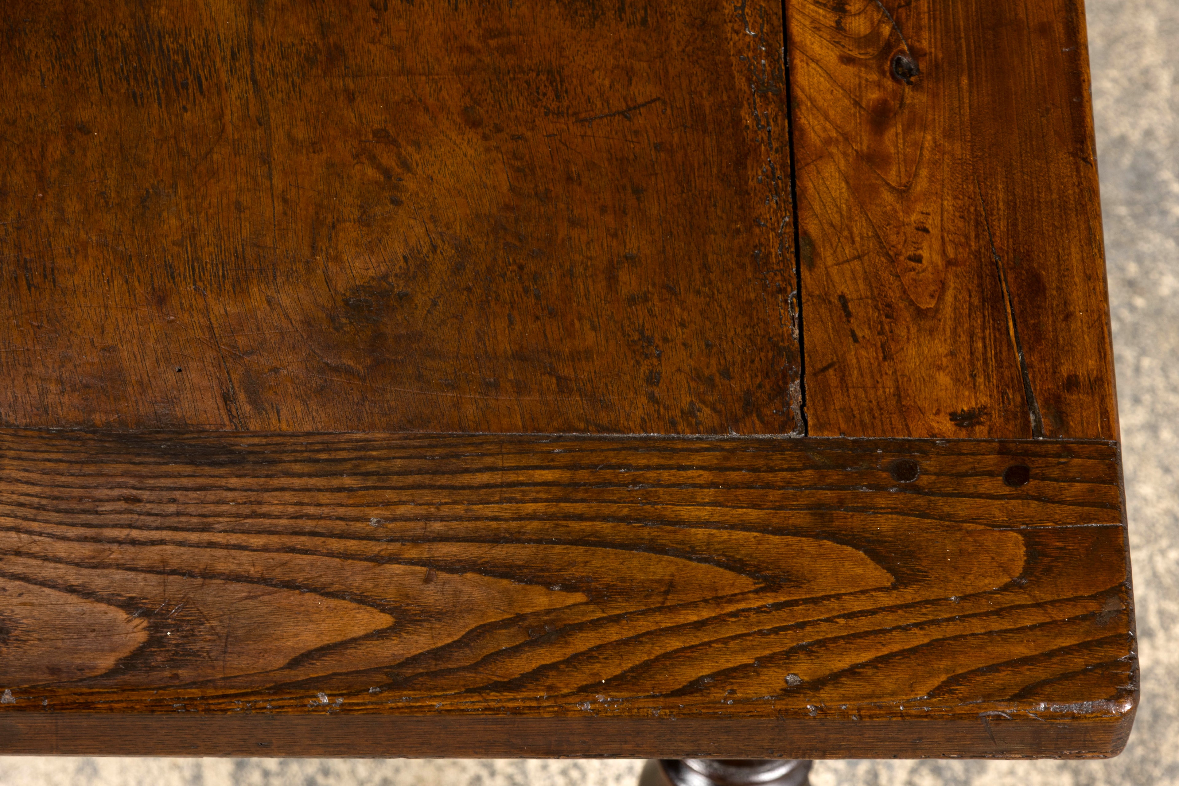 Early 19th Century French Louis XIII Style Oak Farmhouse Dining Table
