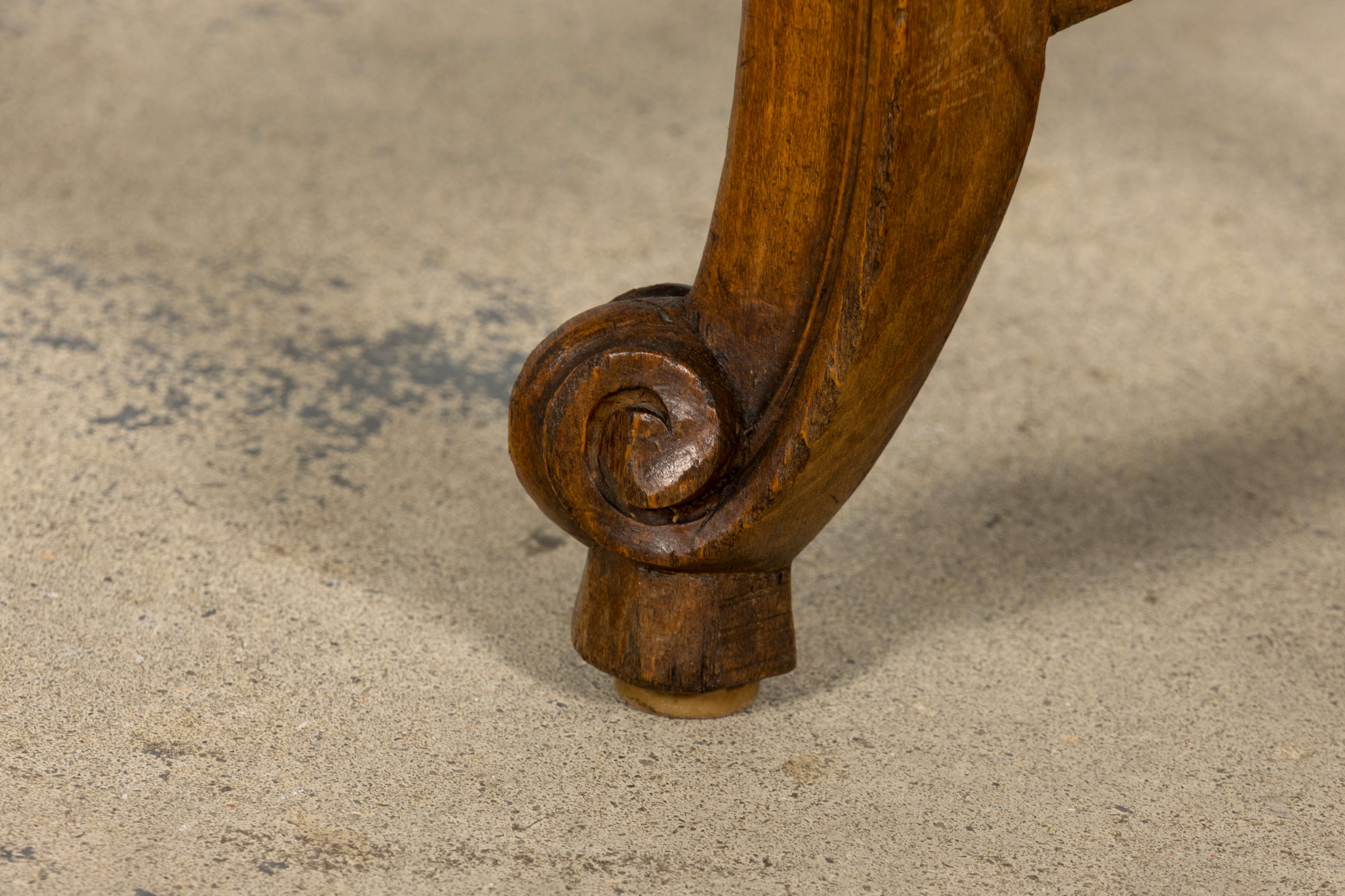 Early 20th Century French Louis XV Walnut Dining Chairs with Moss Green Mohair, Set of 8