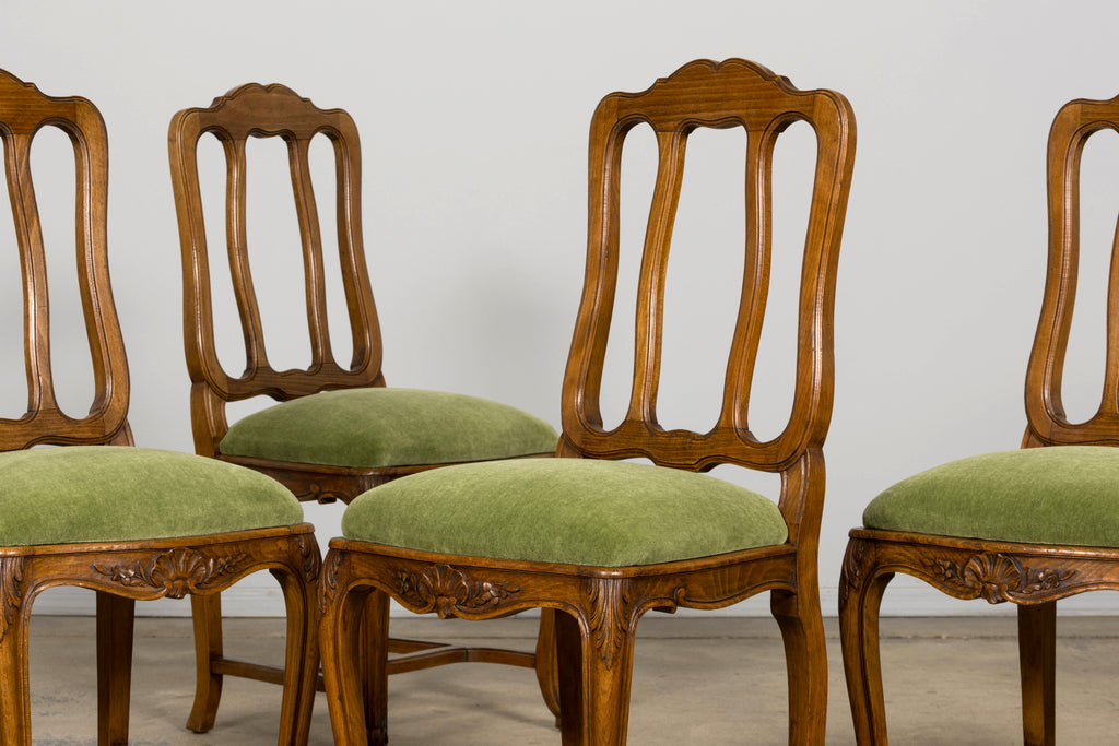 Early 20th Century French Louis XV Walnut Dining Chairs with Moss Green Mohair, Set of 8