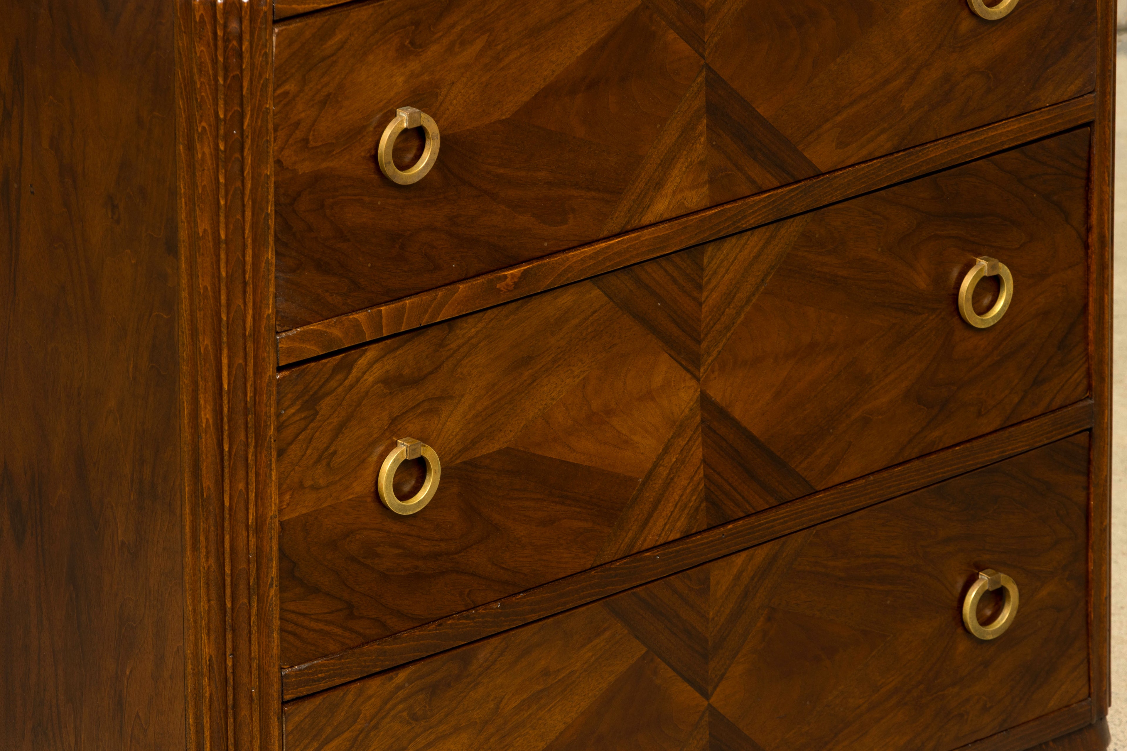 French Art Deco Geometric Walnut Commode by Mercier Frères, Paris, circa 1930