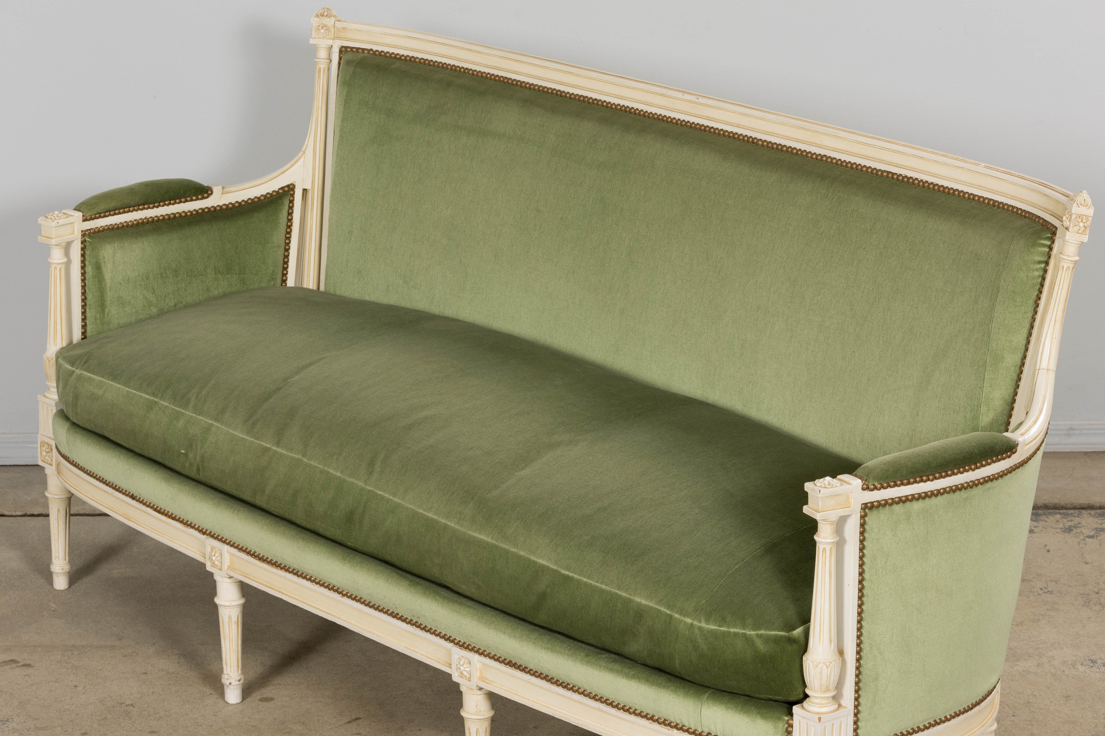 ON HOLD French Louis XVI Style Painted Canapé in Moss Green Velvet, Early 20th Century, Provence