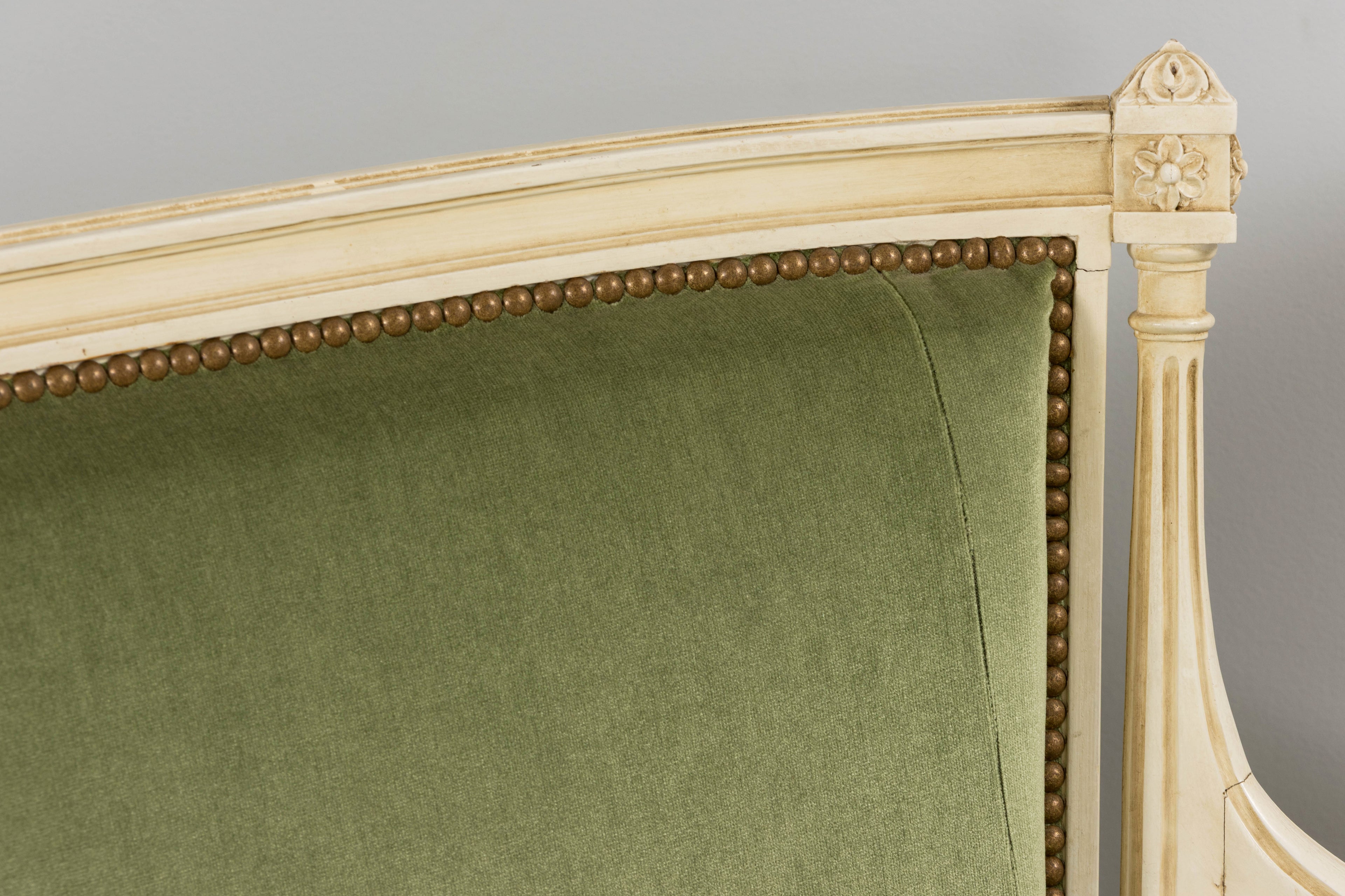 ON HOLD French Louis XVI Style Painted Canapé in Moss Green Velvet, Early 20th Century, Provence