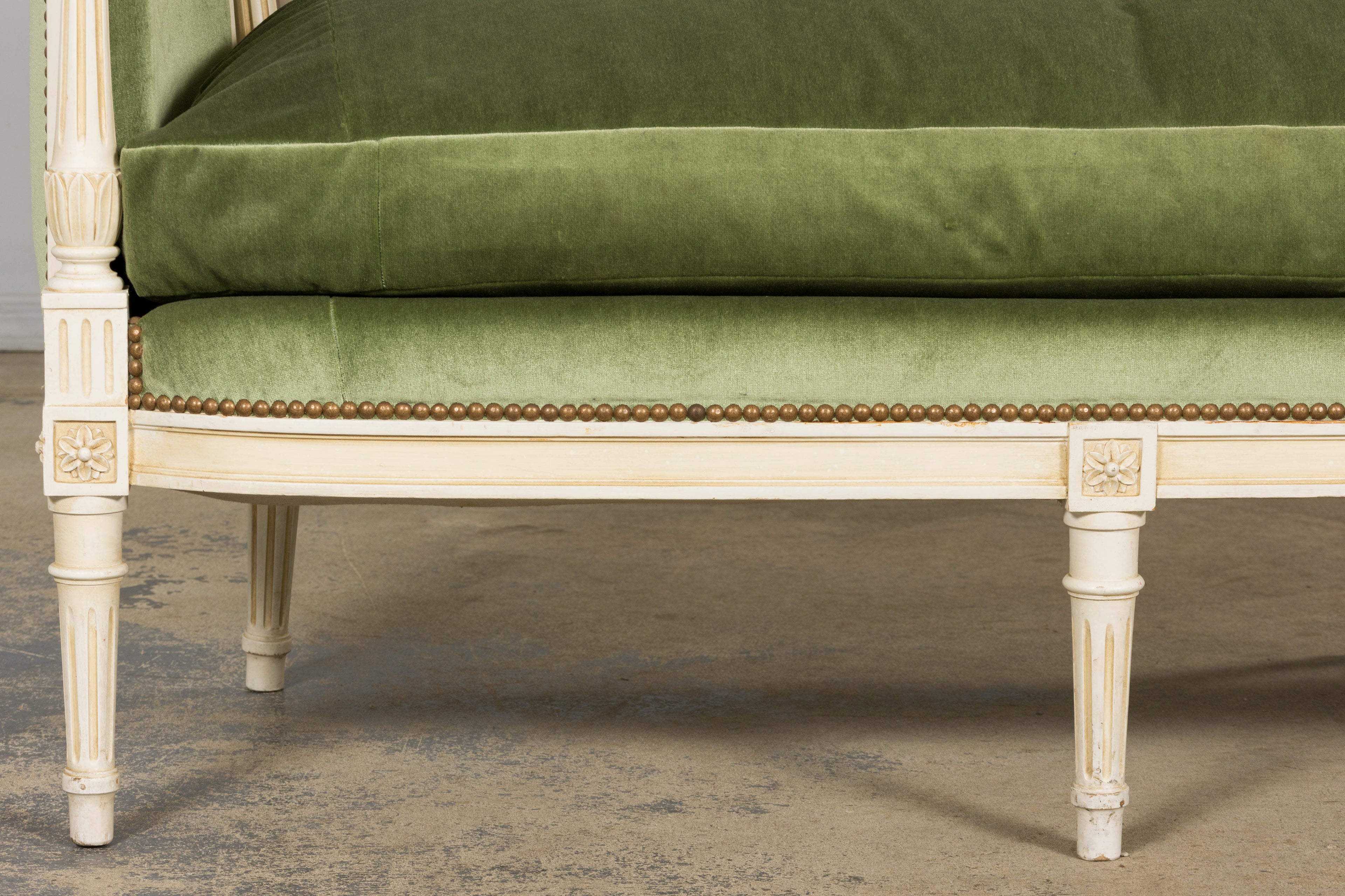 ON HOLD French Louis XVI Style Painted Canapé in Moss Green Velvet, Early 20th Century, Provence
