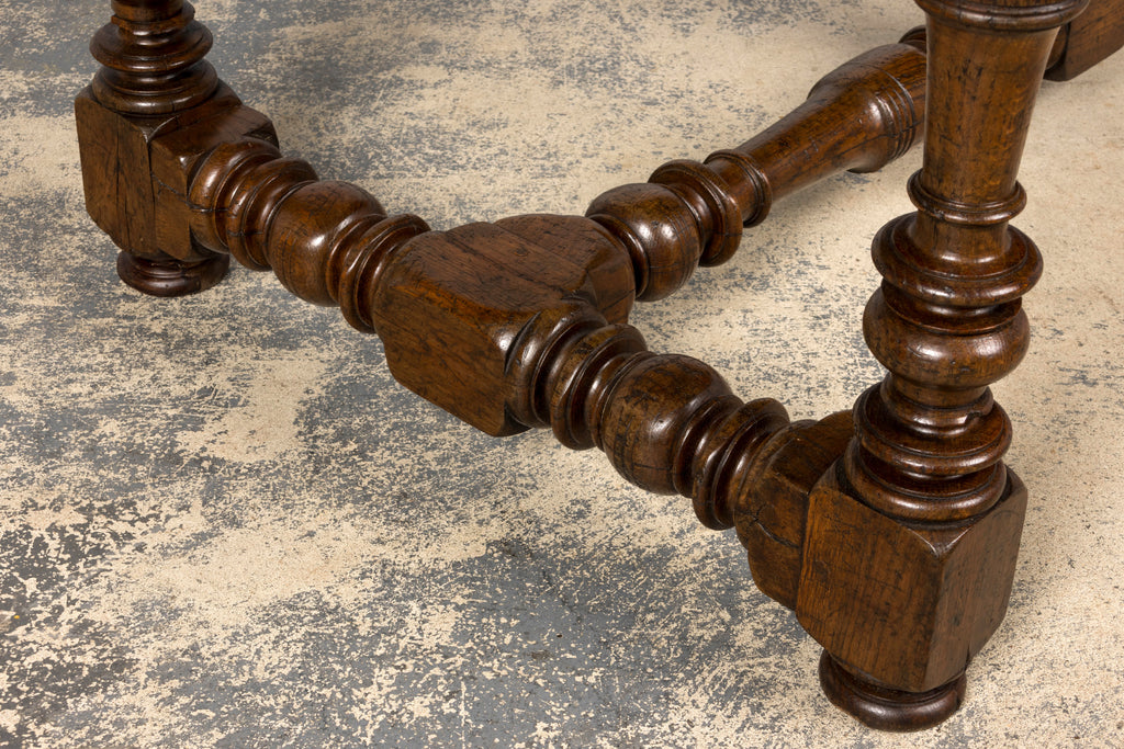 Late 19th Century French Louis XIV Style Oak Dining Table