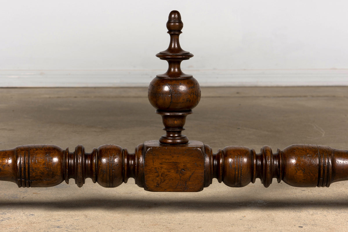 Late 19th Century French Louis XIV Style Oak Dining Table