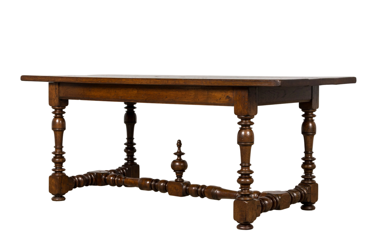 Late 19th Century French Louis XIV Style Oak Dining Table