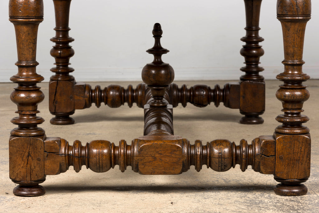 Late 19th Century French Louis XIV Style Oak Dining Table