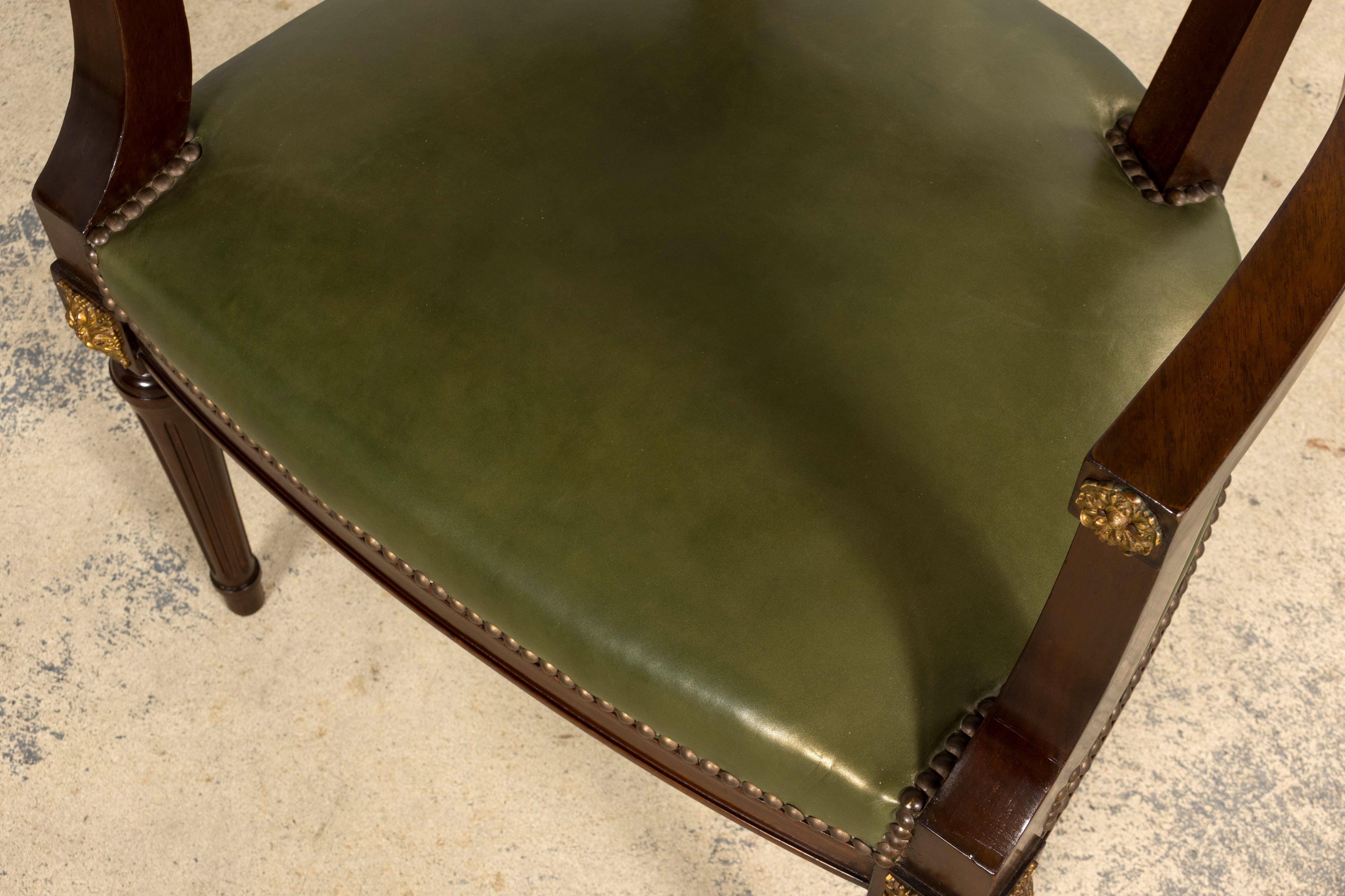 Late 19th Century French Napoleon III Mahogany Desk Chair with Olive Green Leather