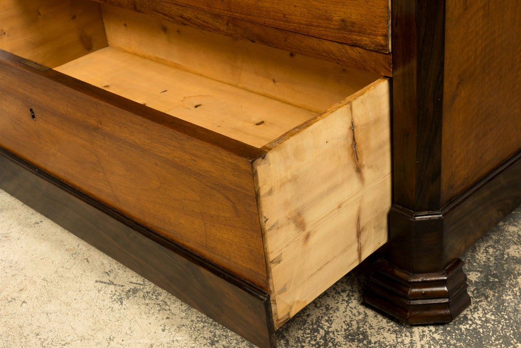 Mid-19th Century French Louis Philippe Walnut Chest of Drawers