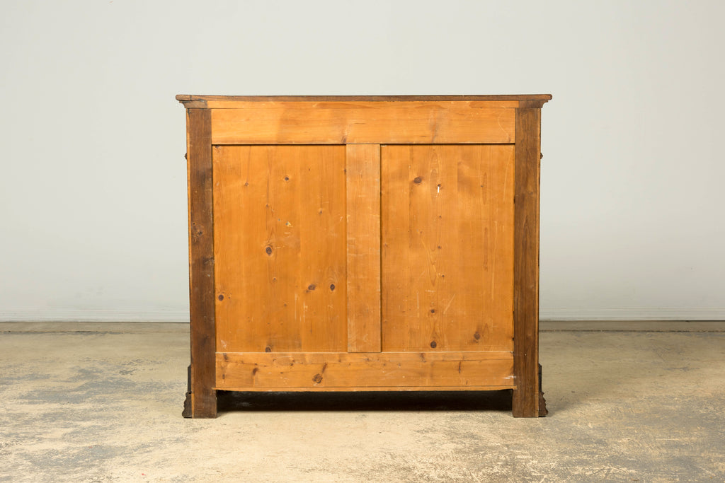 Mid-19th Century French Louis Philippe Walnut Chest of Drawers