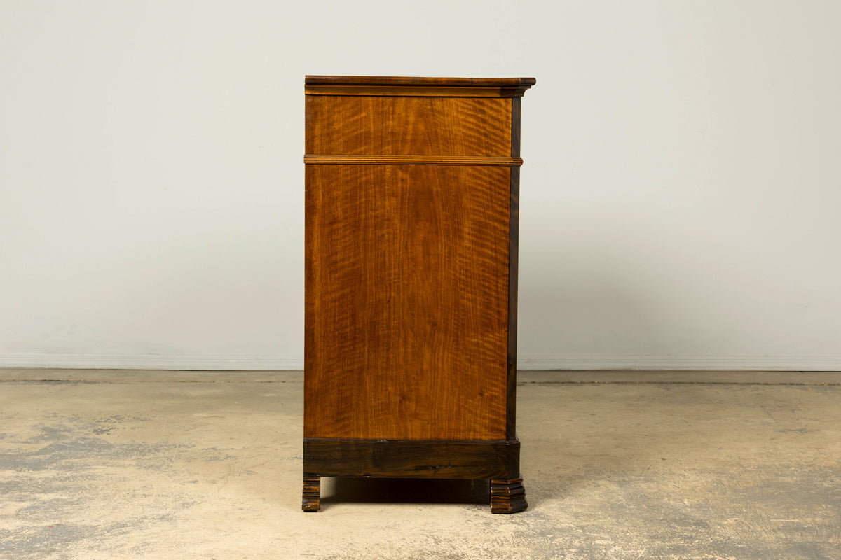 Mid-19th Century French Louis Philippe Walnut Chest of Drawers