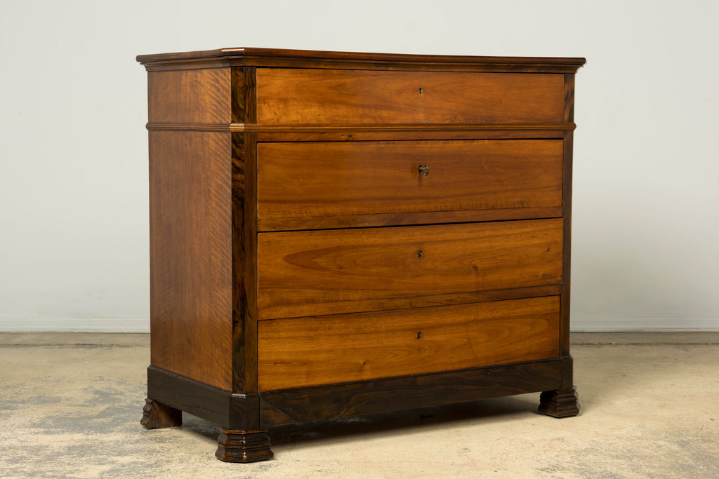 Mid-19th Century French Louis Philippe Walnut Chest of Drawers