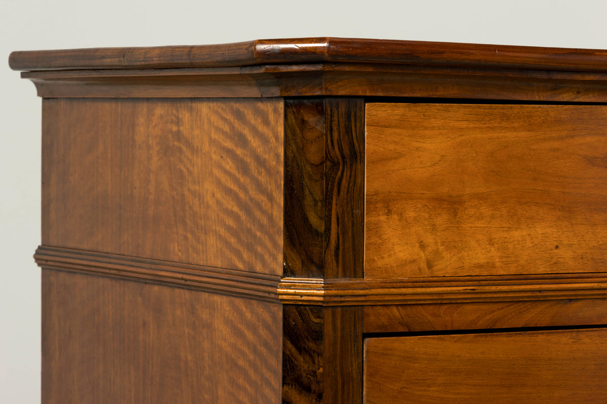 Mid-19th Century French Louis Philippe Walnut Chest of Drawers