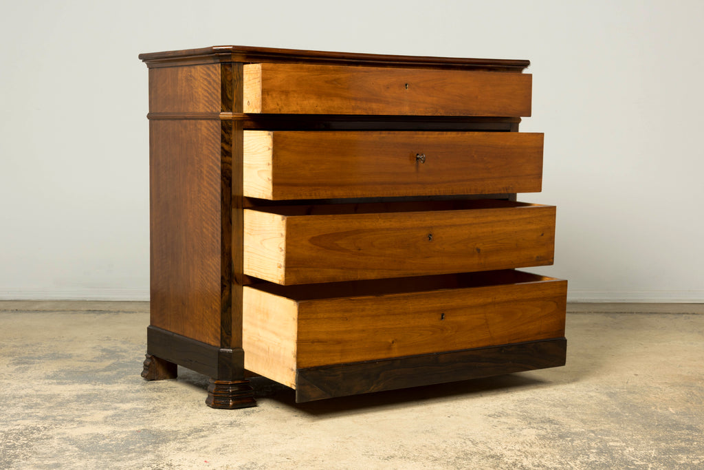 Mid-19th Century French Louis Philippe Walnut Chest of Drawers
