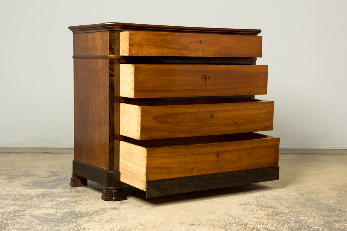 Mid-19th Century French Louis Philippe Walnut Chest of Drawers