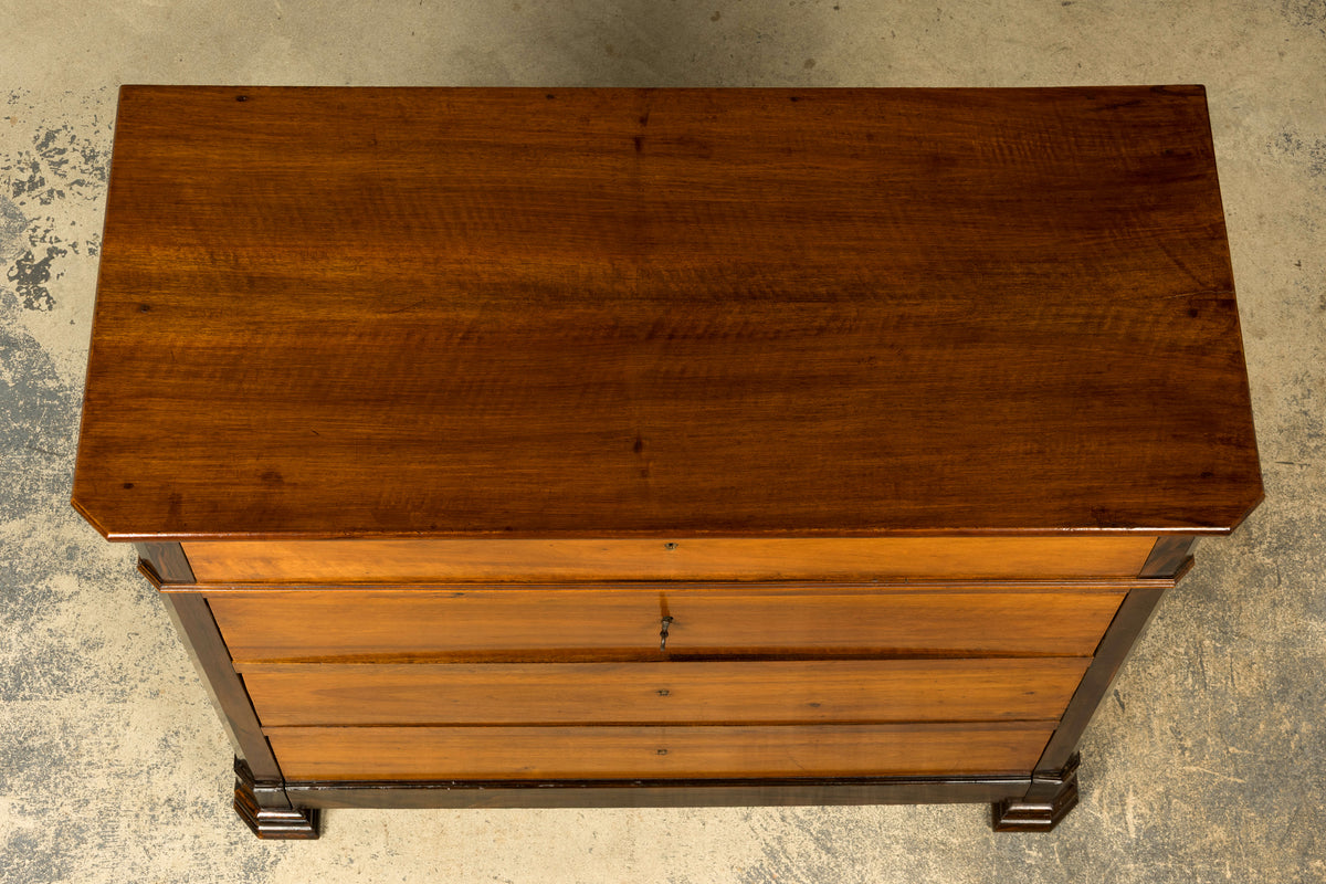 Mid-19th Century French Louis Philippe Walnut Chest of Drawers