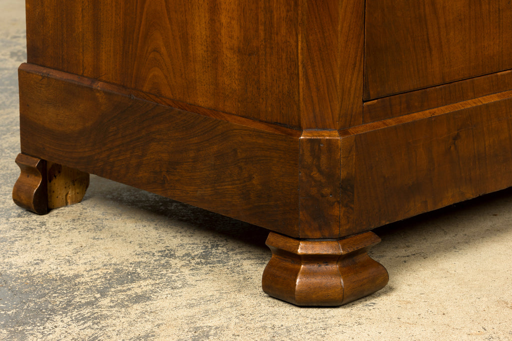 Mid-19th Century French Louis Philippe Walnut Commode with Carrara Marble Top