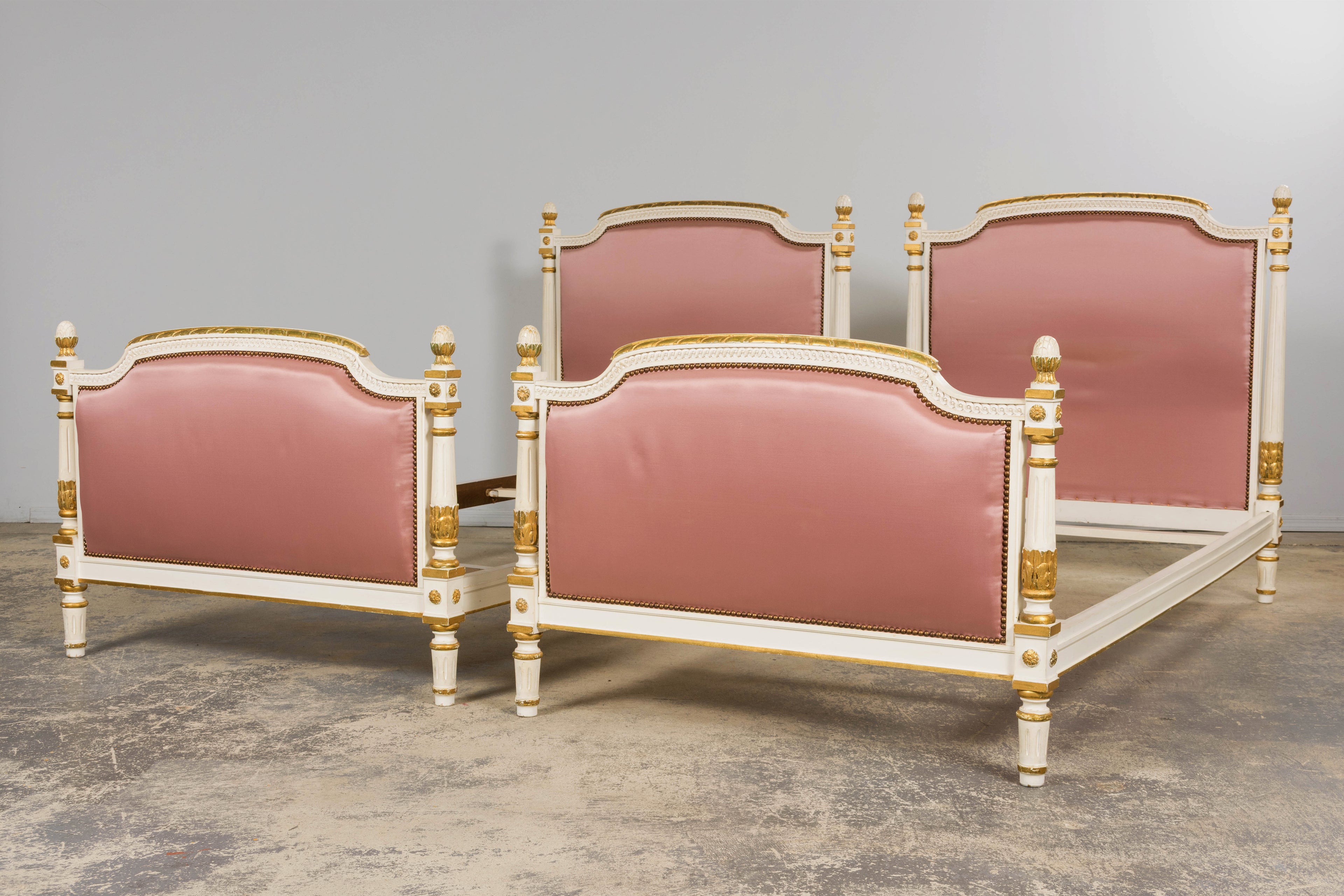 Mid-Century Louis XVI Twin Bed Frames, Pink Silk, Painted Wood, 1940