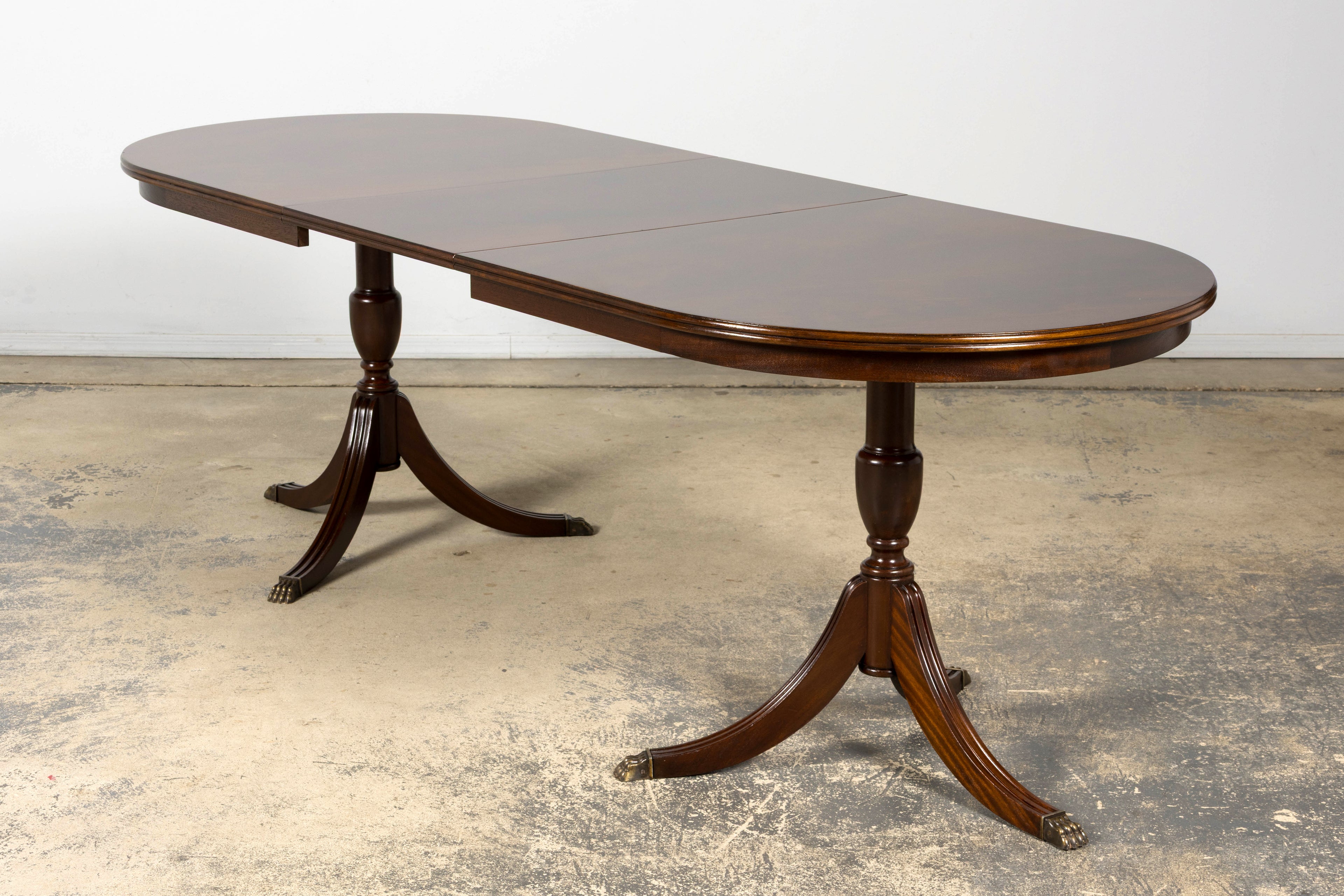 Mid-Century English Georgian Style Mahogany Double Pedestal Extendable Dining Table