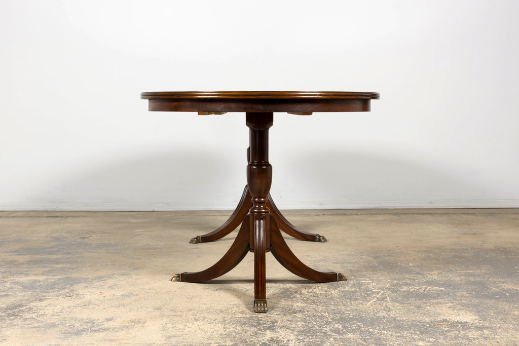Mid-Century English Georgian Style Mahogany Double Pedestal Extendable Dining Table