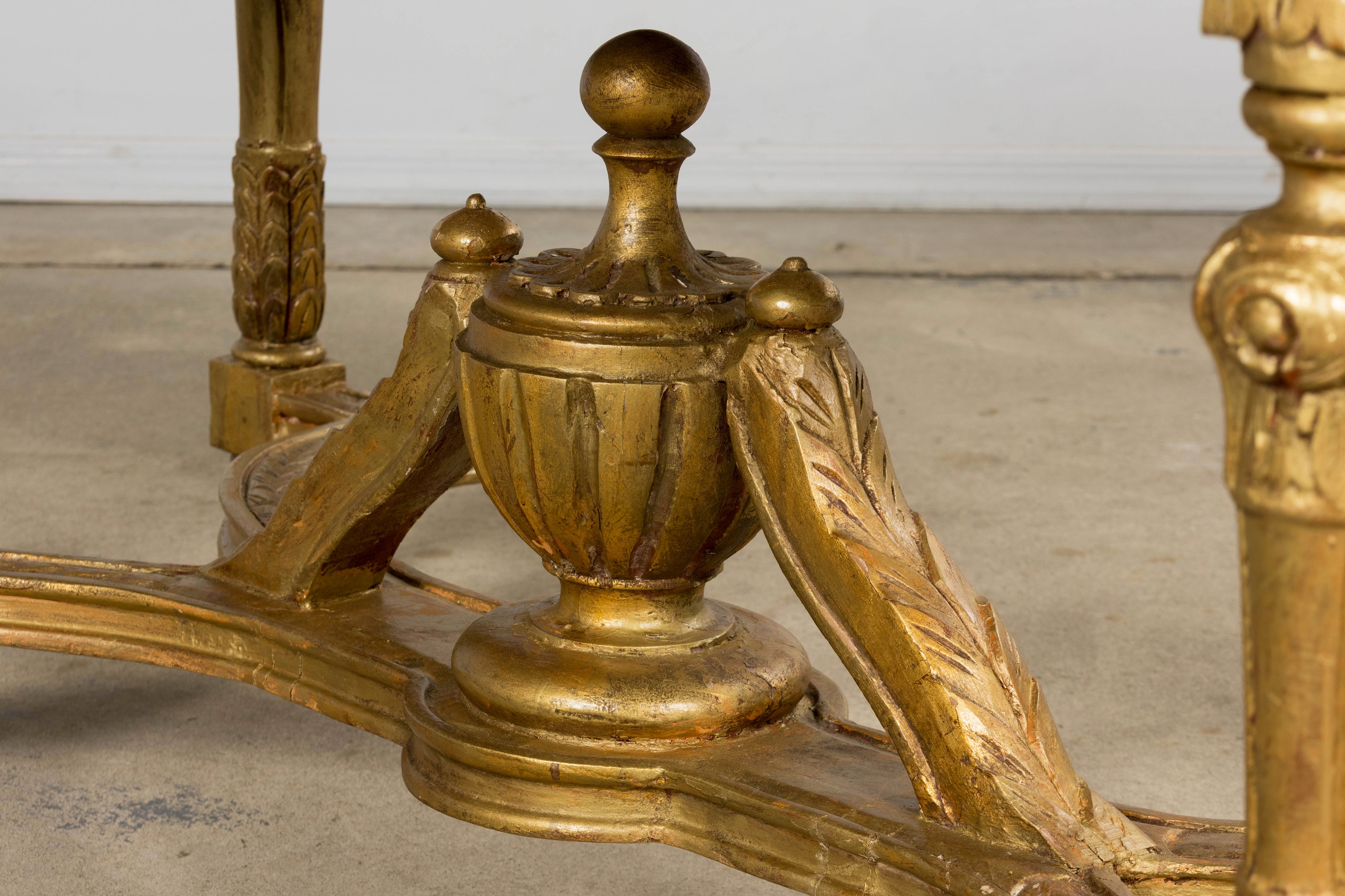 Mid 19th Century French Napoleon III Giltwood Coffee Table with Rouge Marble Top, Provence