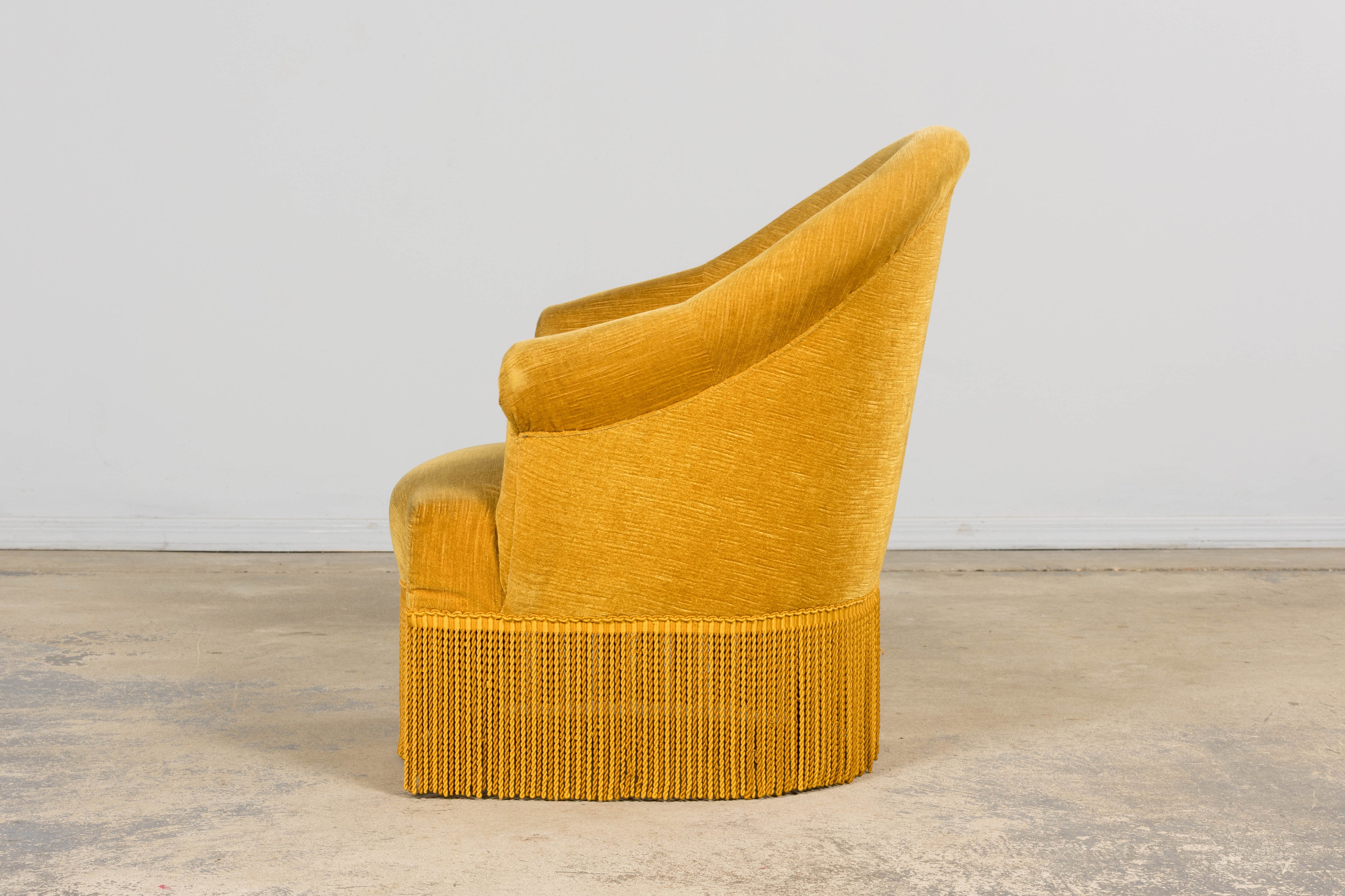 Napoleon III Style Velvet Crapaud Armchair, Provence, 1940