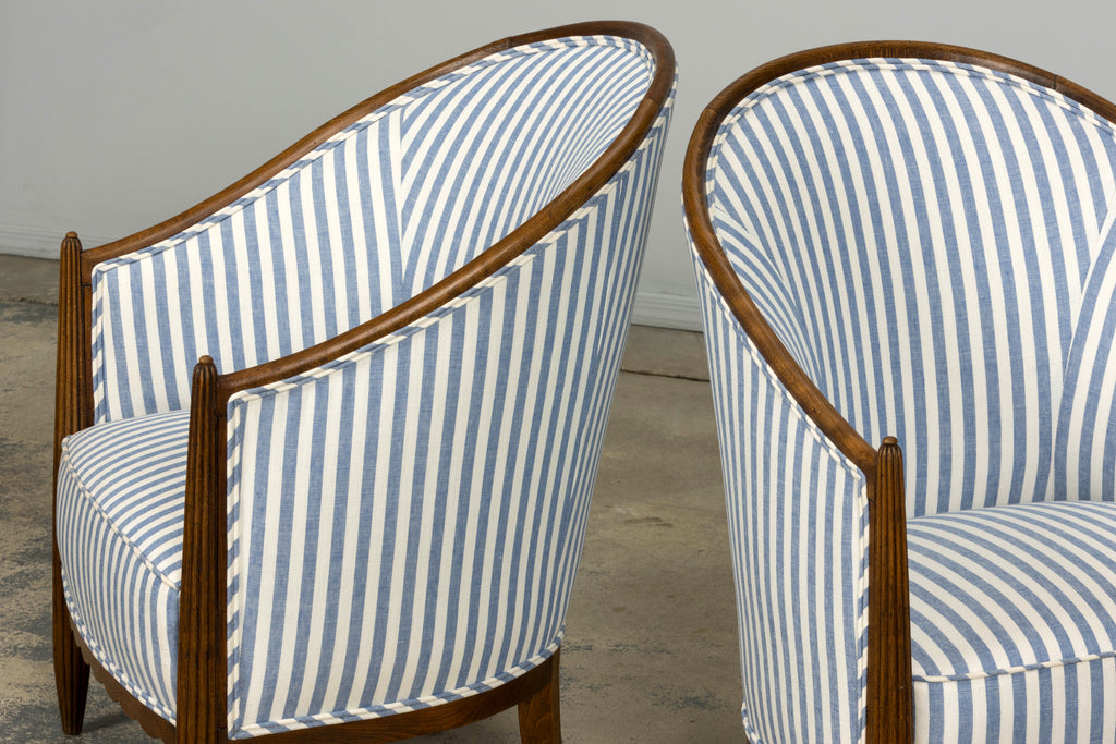 Pair of French Art Deco Maple Gondola Barrel Chairs, Provence, circa 1925