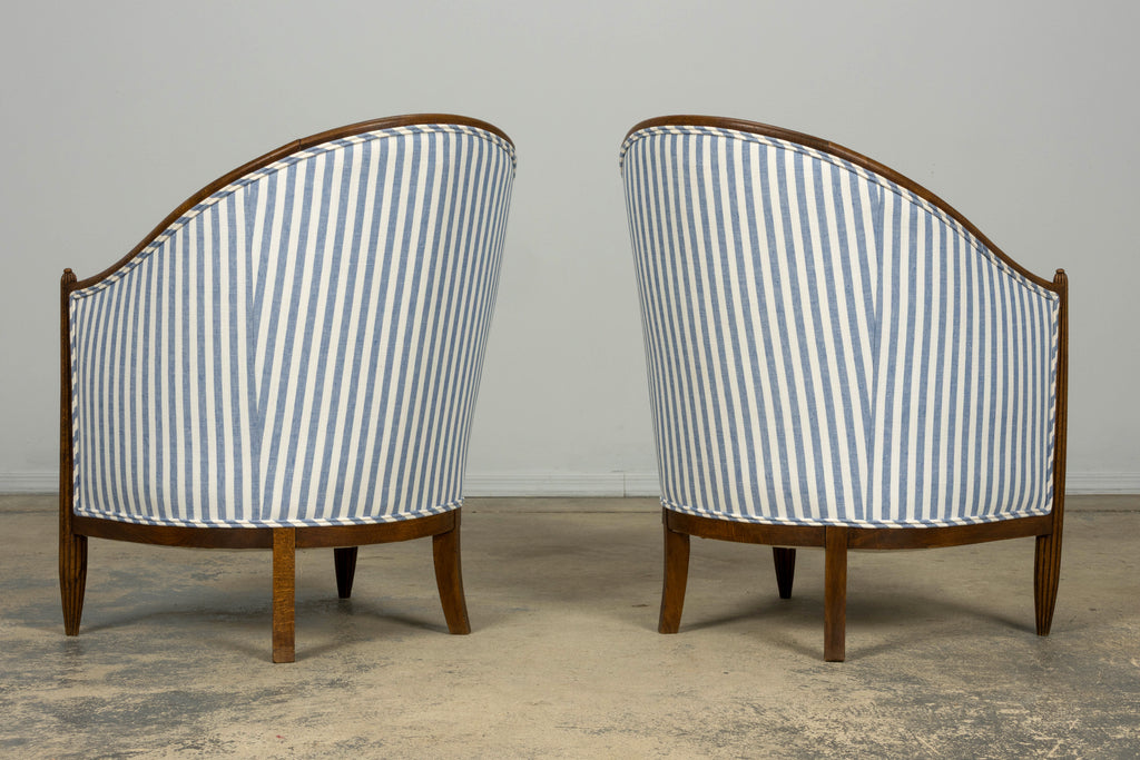 Pair of French Art Deco Maple Gondola Barrel Chairs, Provence, circa 1925