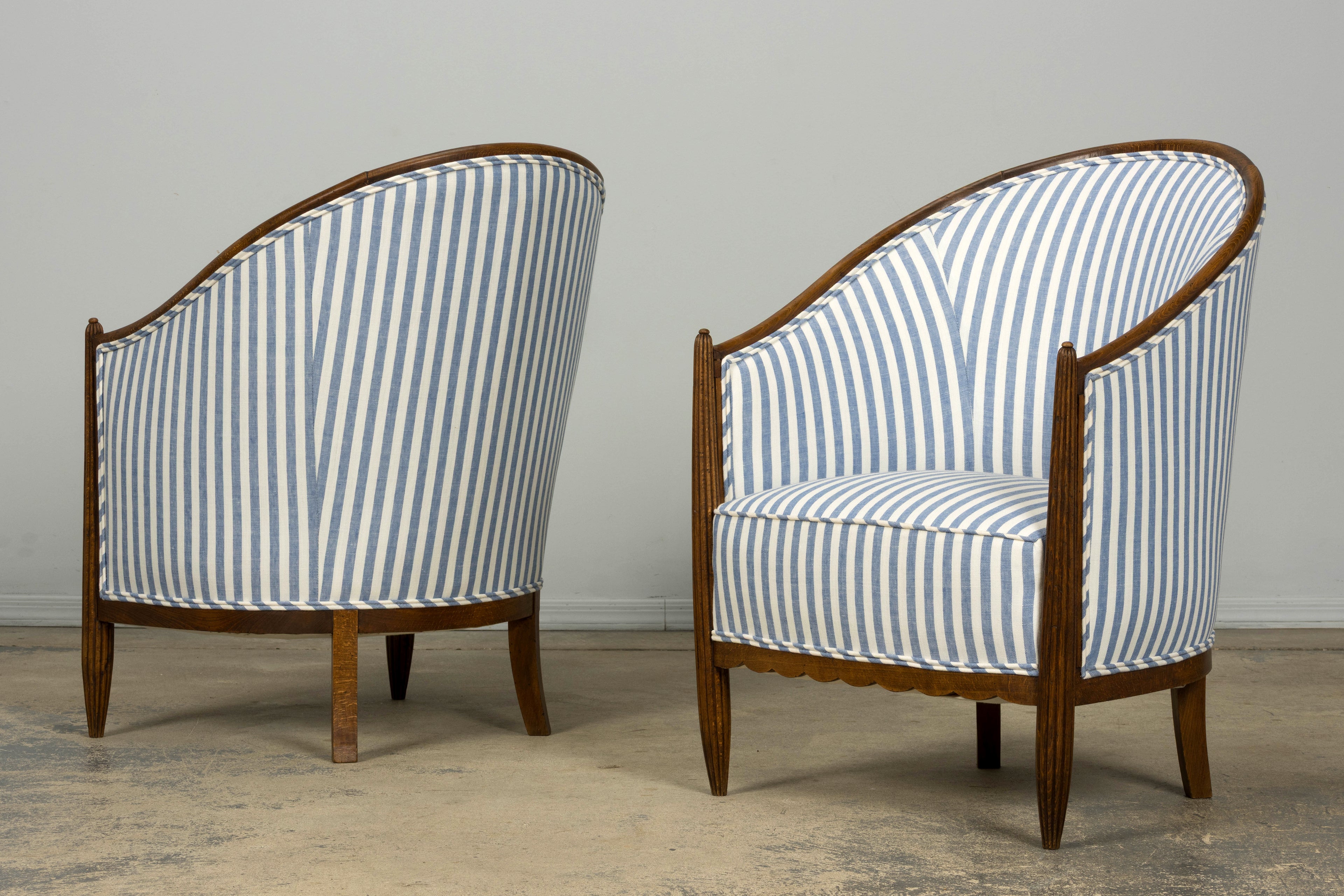 Pair of French Art Deco Maple Gondola Barrel Chairs, Provence, circa 1925