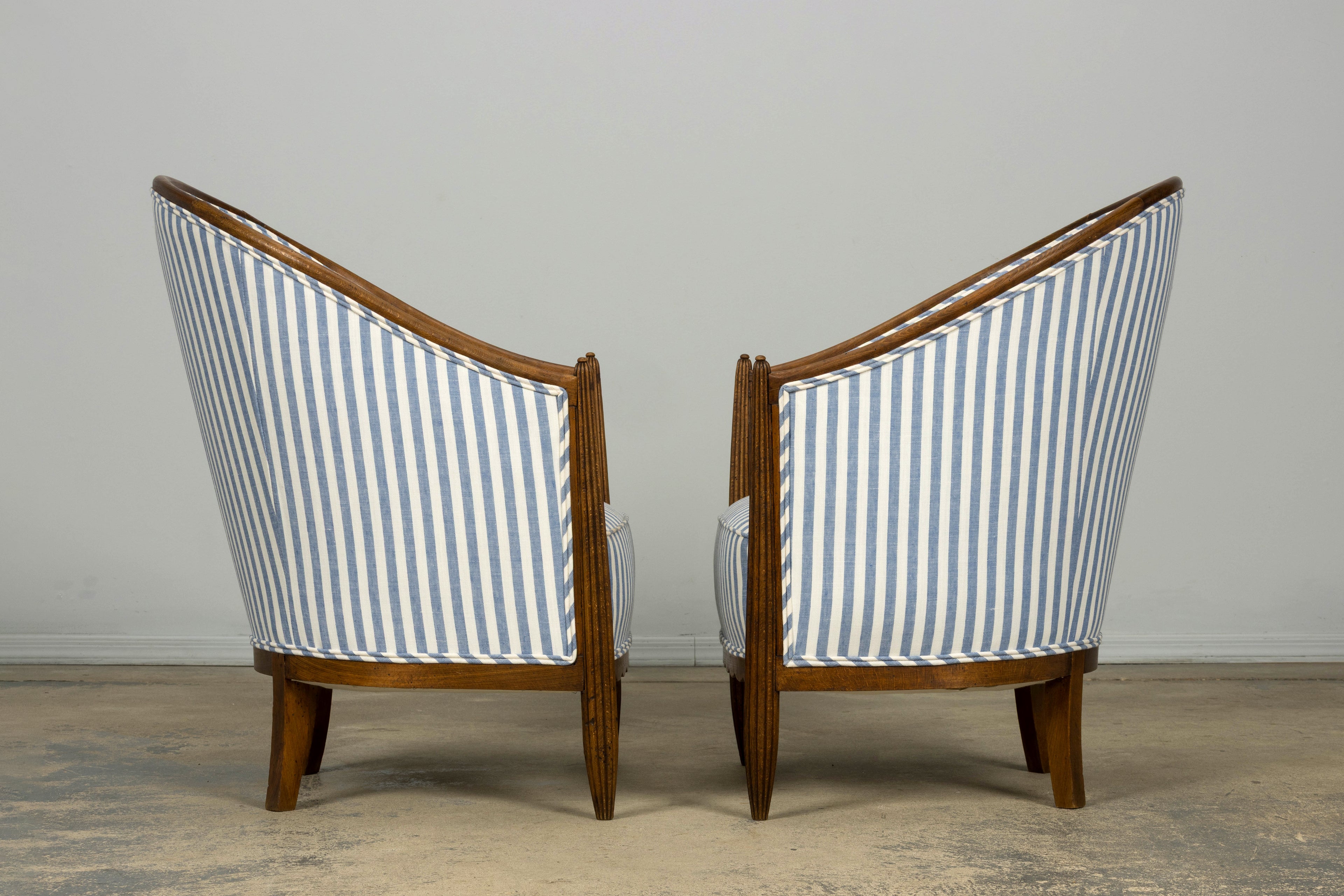 Pair of French Art Deco Maple Gondola Barrel Chairs, Provence, circa 1925