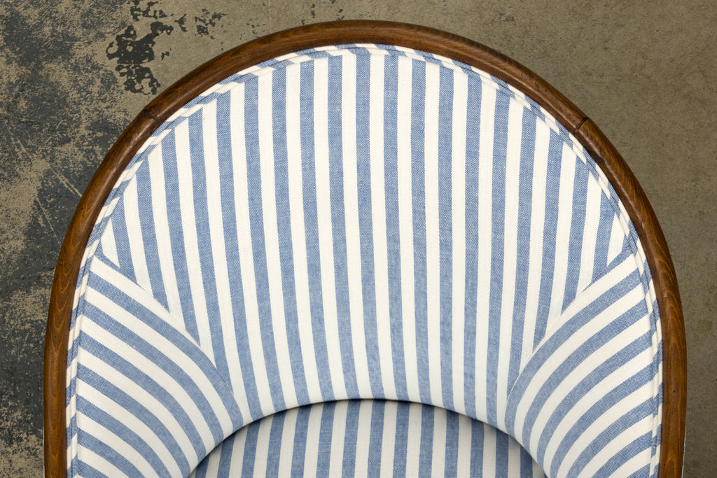 Pair of French Art Deco Maple Gondola Barrel Chairs, Provence, circa 1925