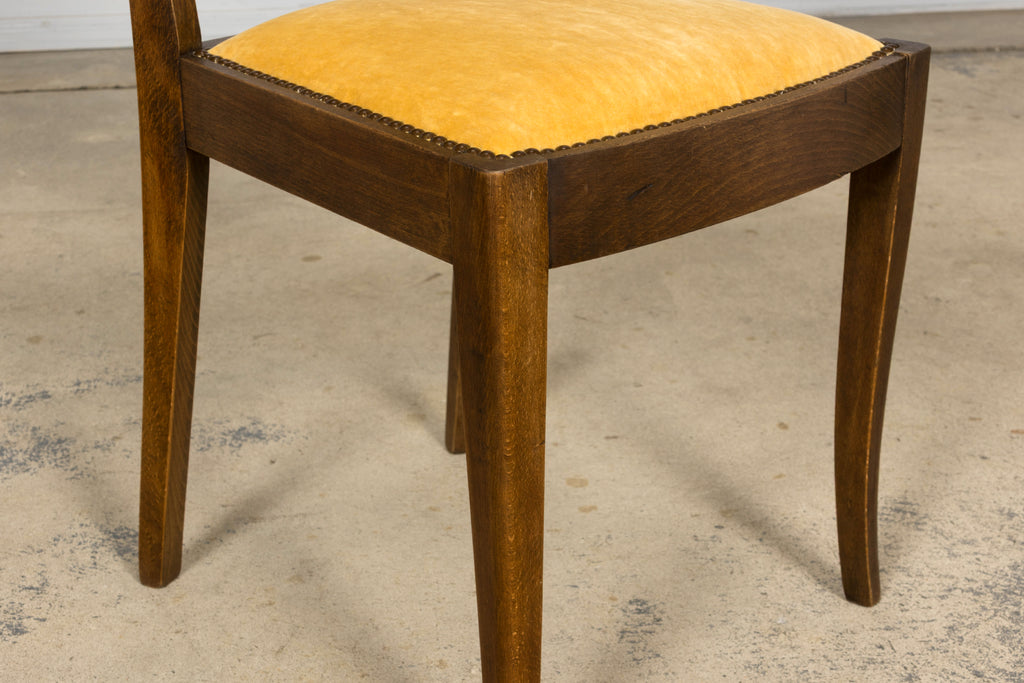 Pair of 1930s French Art Deco Mustache-Back Oak and Walnut Side Accent Chairs