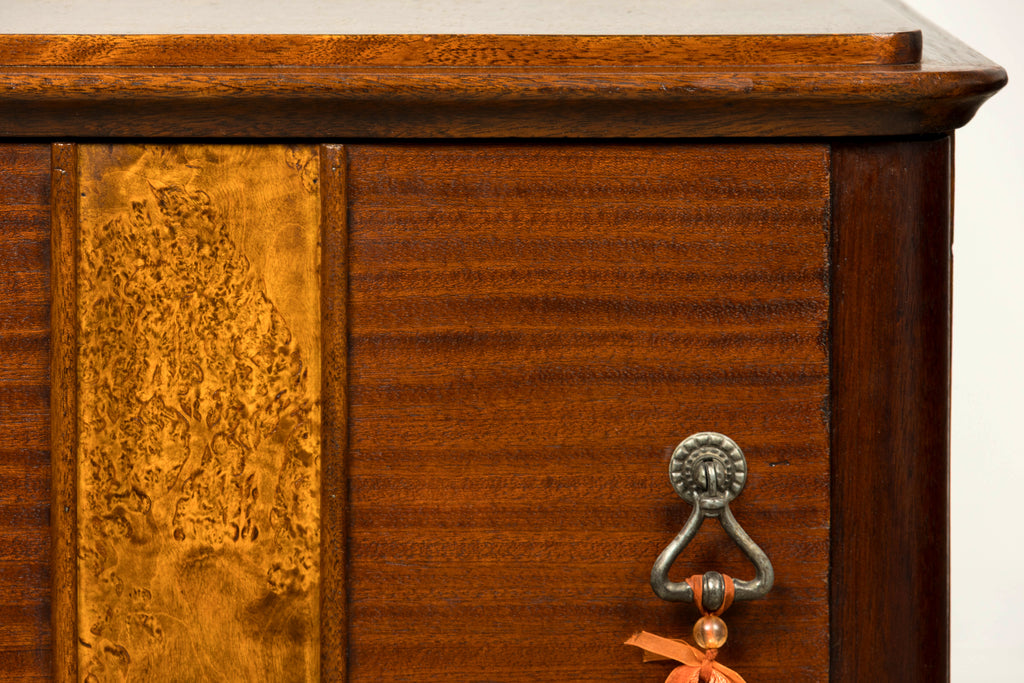 Pair of French Art Deco Mahogany and Burl Wood Nightstands, 1930s