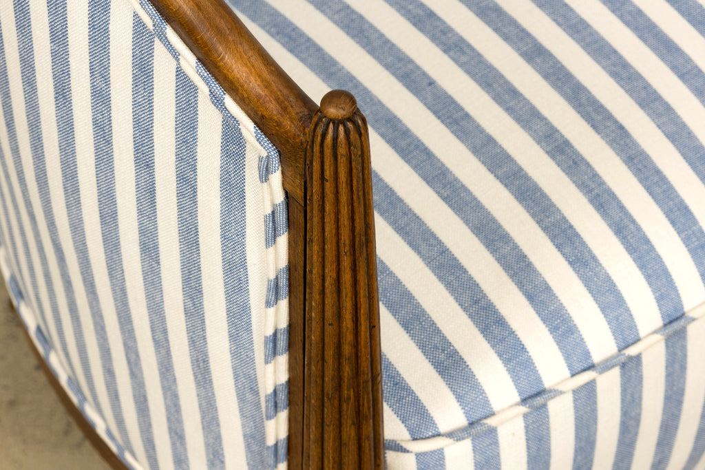 Pair of French Art Deco Maple Gondola Barrel Chairs, Provence, circa 1925