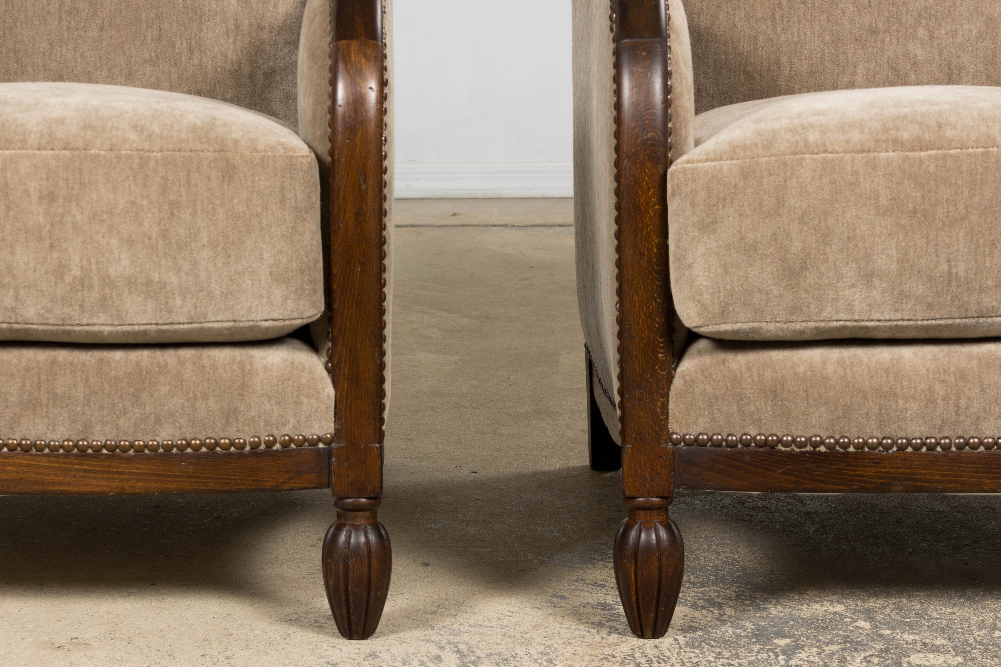 Pair of French Art Deco Mohair Club Chairs with Ottoman, Paris, 1930s