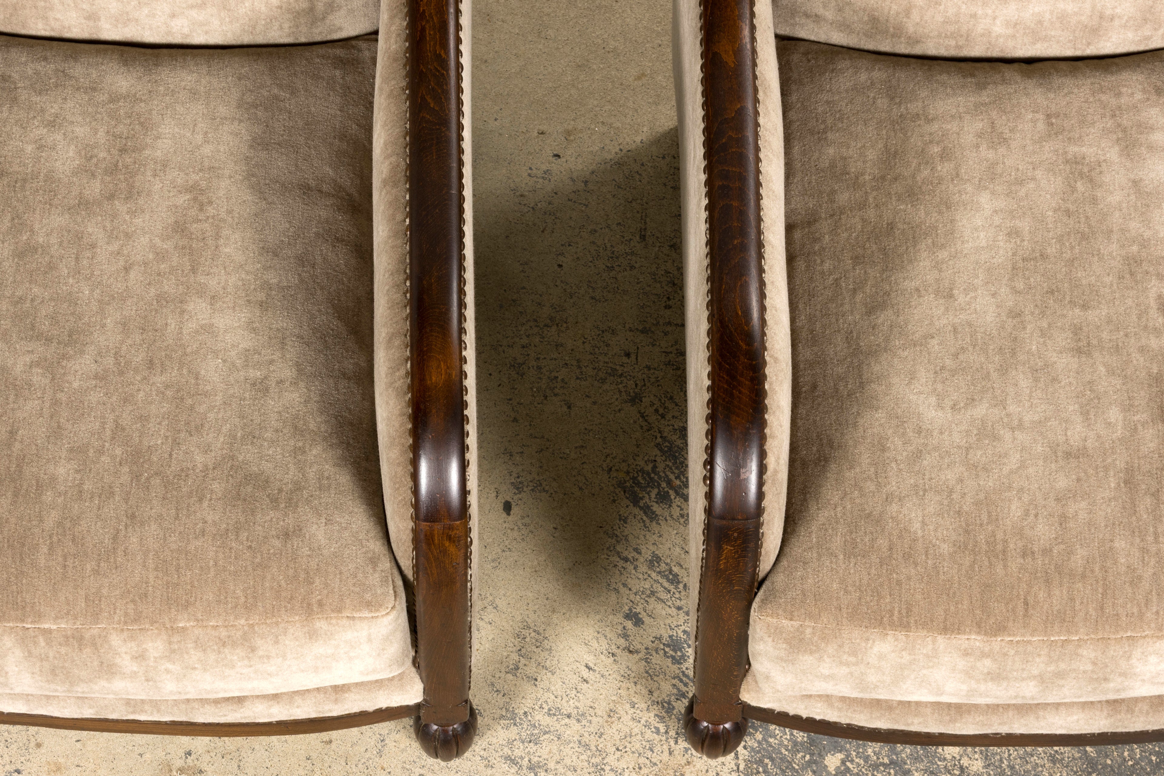 Pair of French Art Deco Mohair Club Chairs with Ottoman, Paris, 1930s