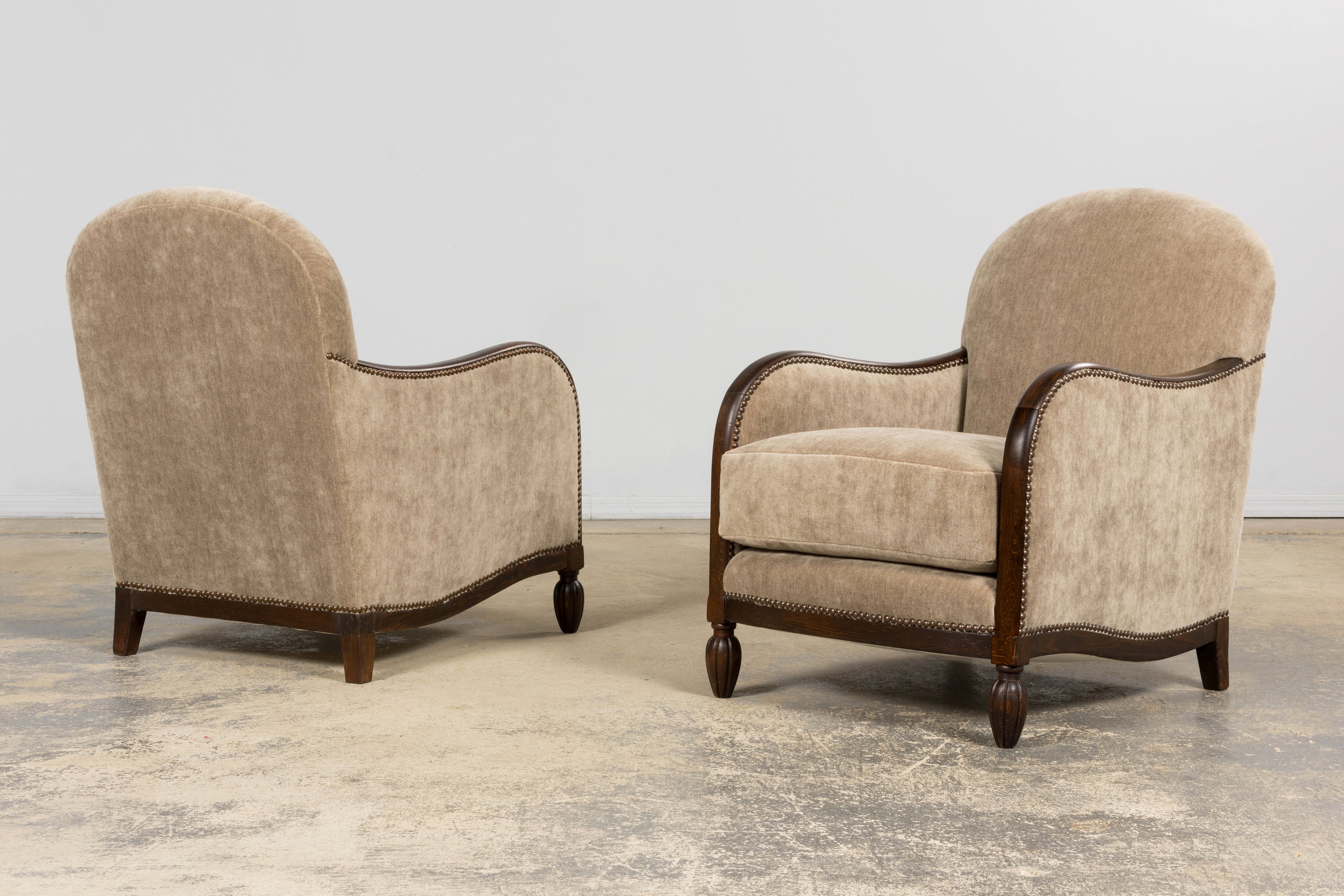 Pair of French Art Deco Mohair Club Chairs with Ottoman, Paris, 1930s
