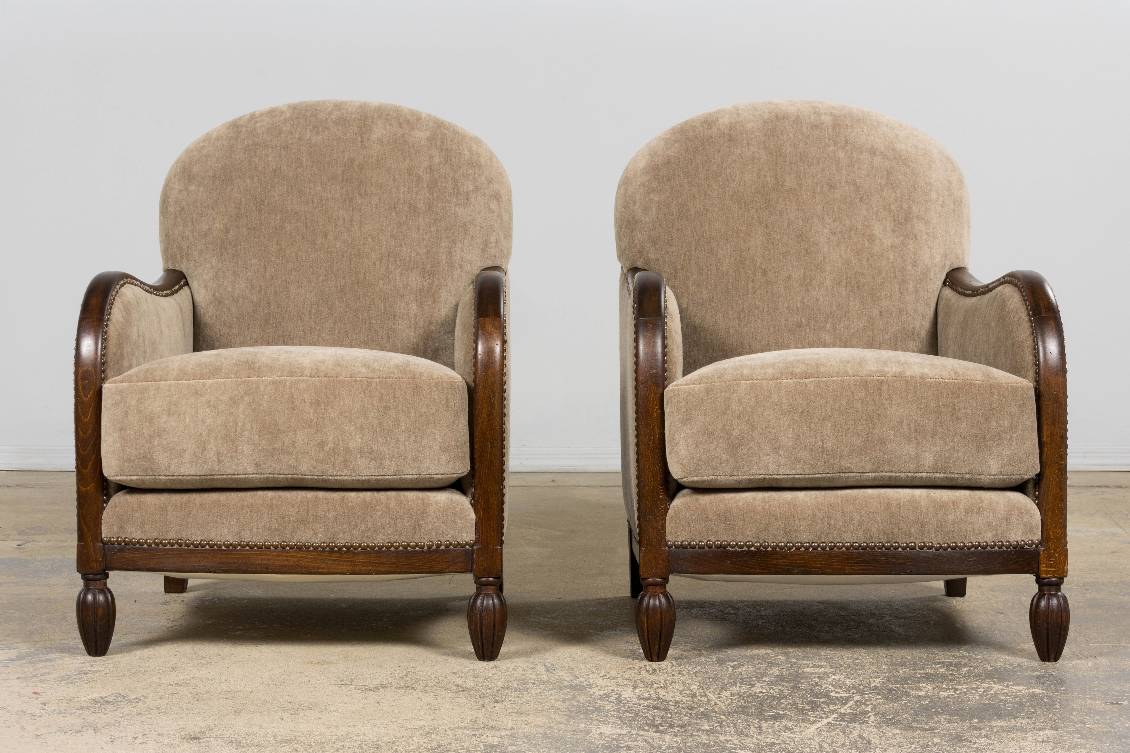 Pair of French Art Deco Mohair Club Chairs with Ottoman, Paris, 1930s