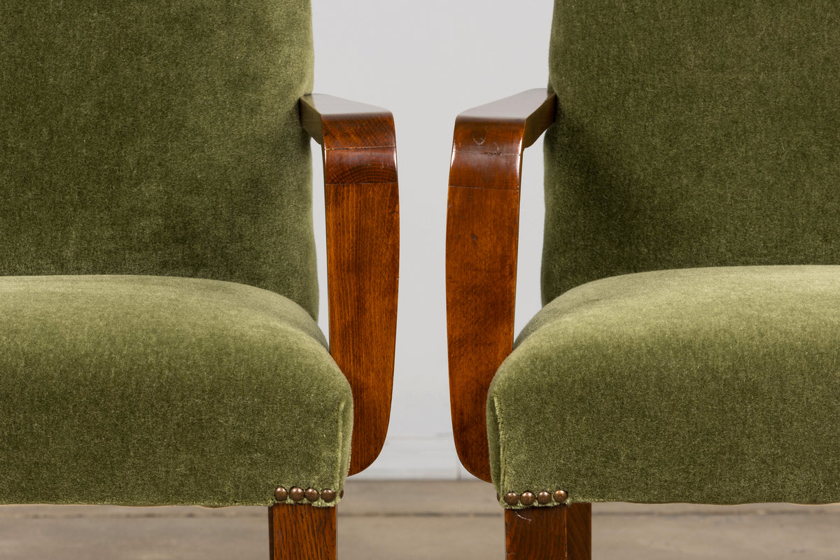 Pair of French Art Deco Oak Armchairs in Olive Green Mohair, 1930s