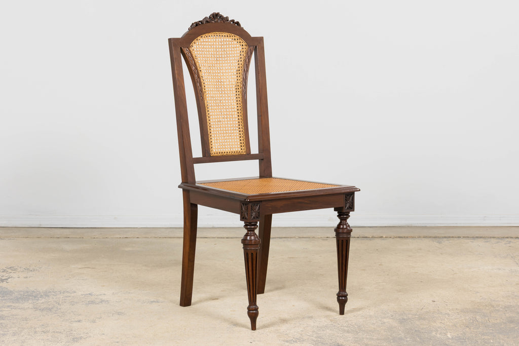 Set of Eight 19th Century French Napoléon III Mahogany Dining Chairs