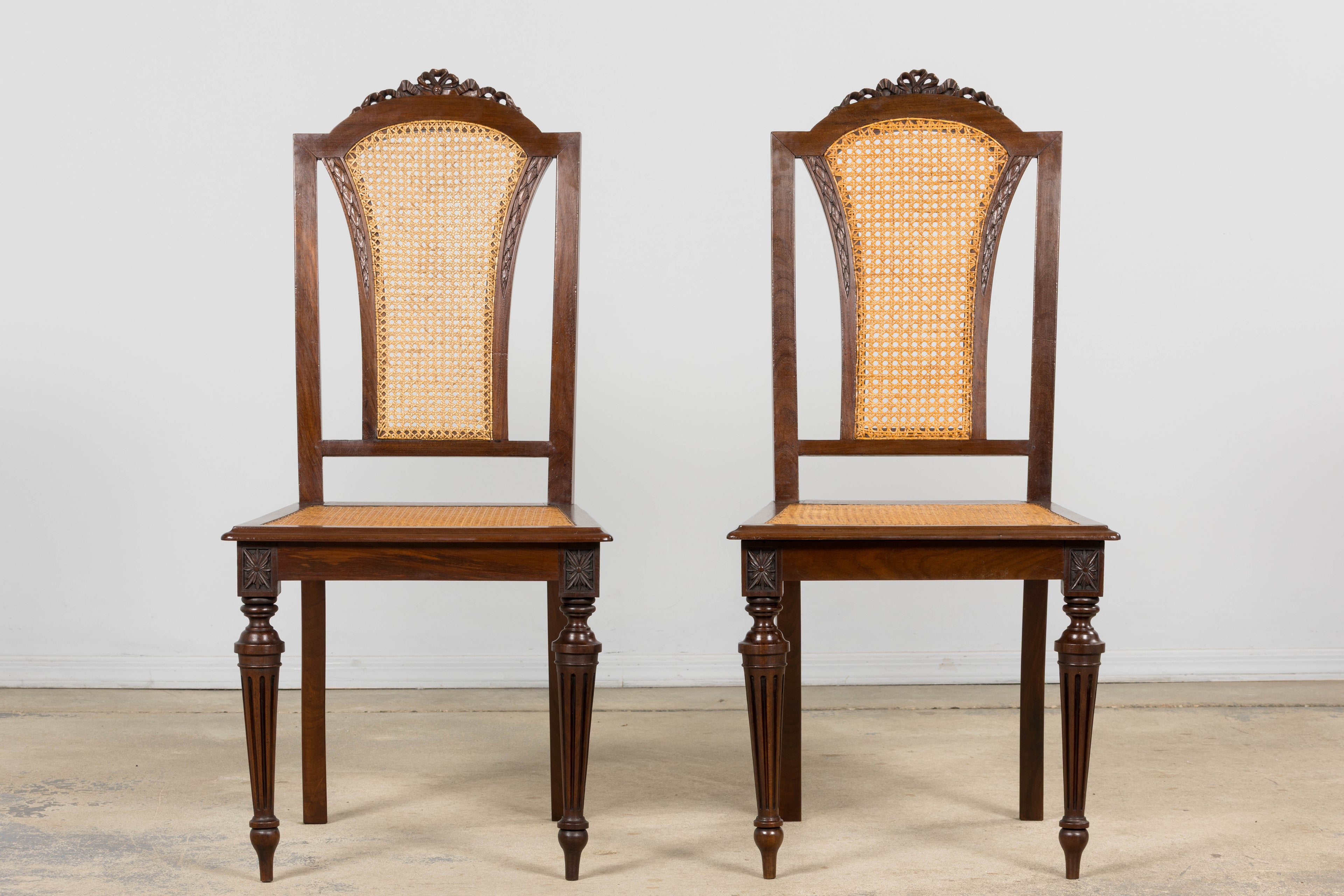 Set of Eight 19th Century French Napoléon III Mahogany Dining Chairs