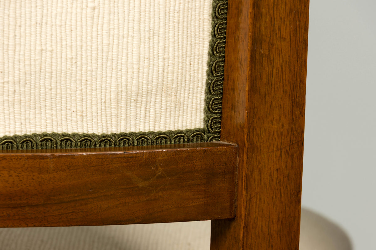Set of 6 French Art Deco Walnut Dining Chairs in Ivory Ribbed Upholstery, 1930s