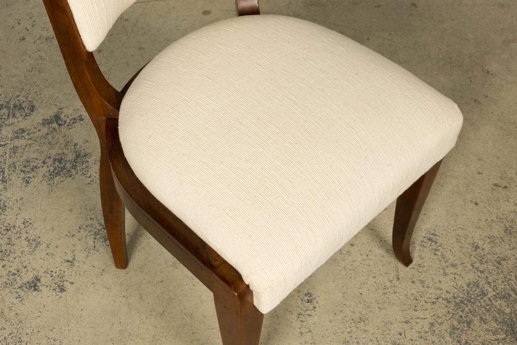 Set of 6 French Art Deco Walnut Dining Chairs in Ivory Ribbed Upholstery, 1930s