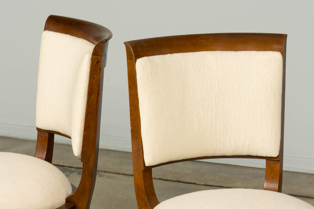 Set of 6 French Art Deco Walnut Dining Chairs in Ivory Ribbed Upholstery, 1930s